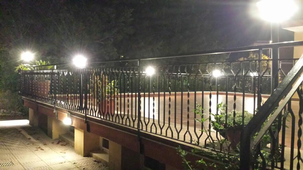Hotel Le Streghe Di Roma Zewnętrze zdjęcie